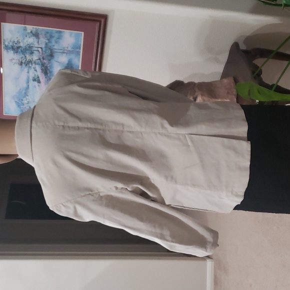 J. Crew m soft corduroy jacket 2 button closure 3 front pockets fitted - Picture 6 of 10